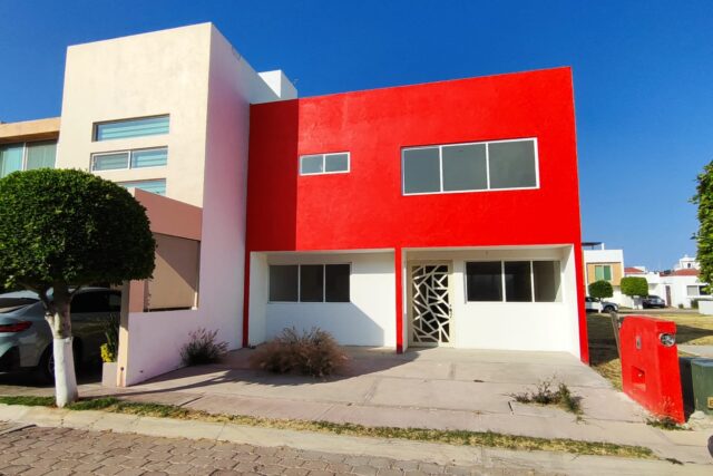 FRACC. CAMPESTRE BUGAMBILIAS